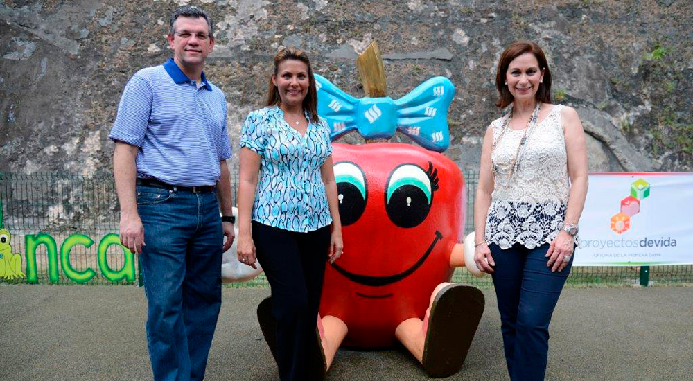 Promoting games at the garden of La Princesa