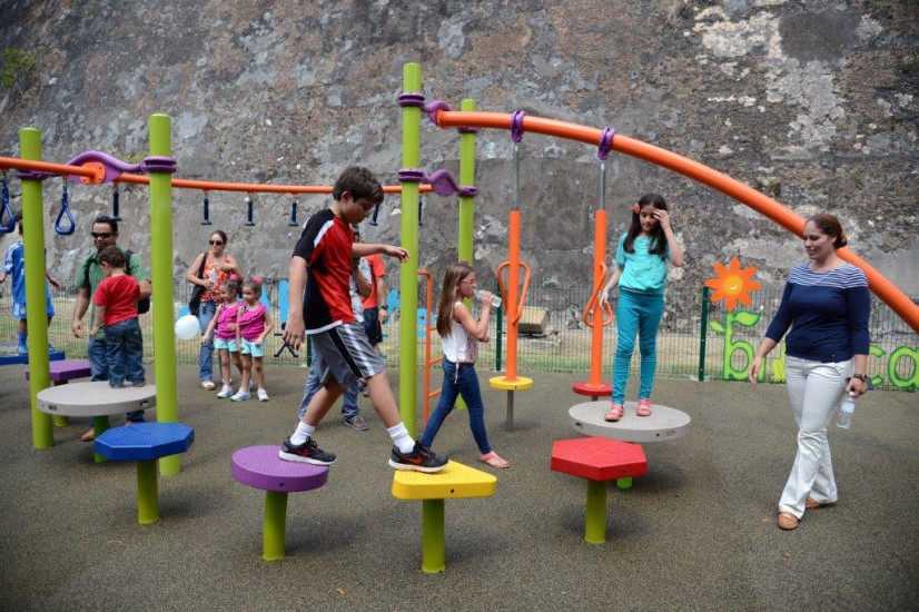 Promoting games at the garden of La Princesa