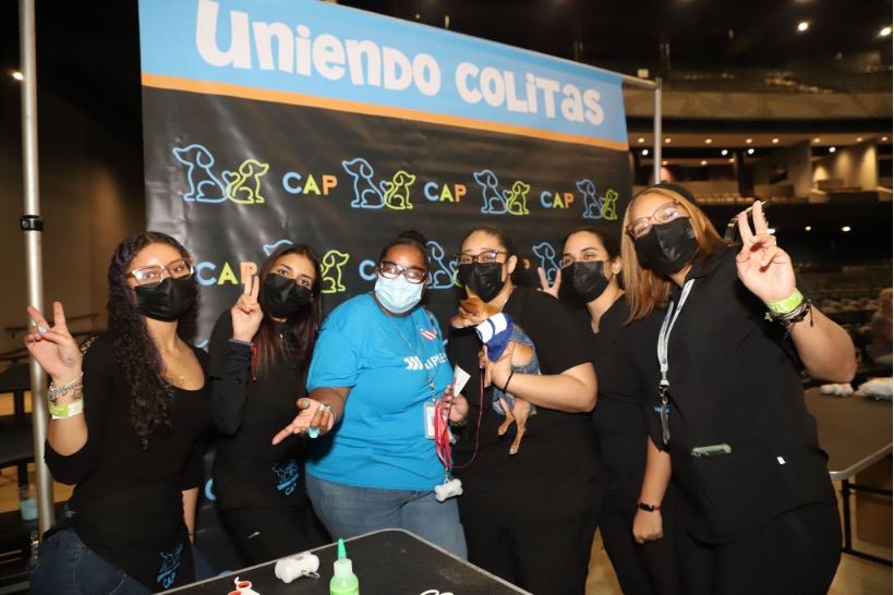 Uniendo Cabezas At CAP Foundation Style